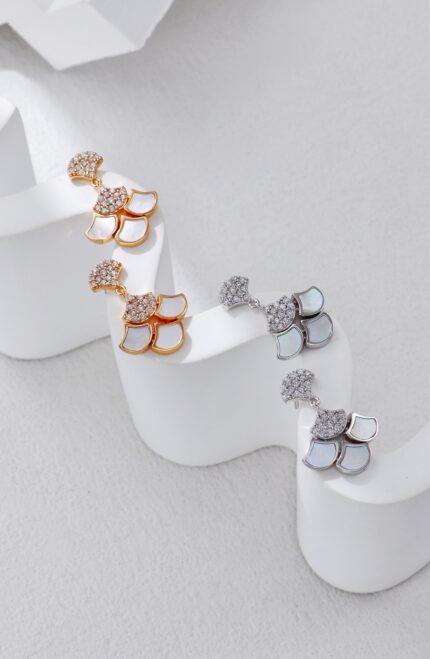 S925 Silver White Shell Zirconium-Set Earrings